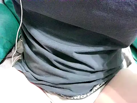 Snapshot of kk5413 chatting on February 2026 01:52:02 PM kk5413 online show from February 2026 01:52:02 PM