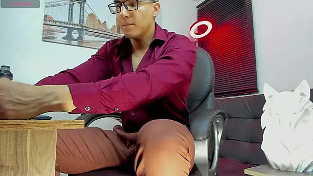 Snapshot of Dash_Bukoski chatting on September 2025 11:32:01 AM Dash Bukoski online show from September 2025 11:32:01 AM