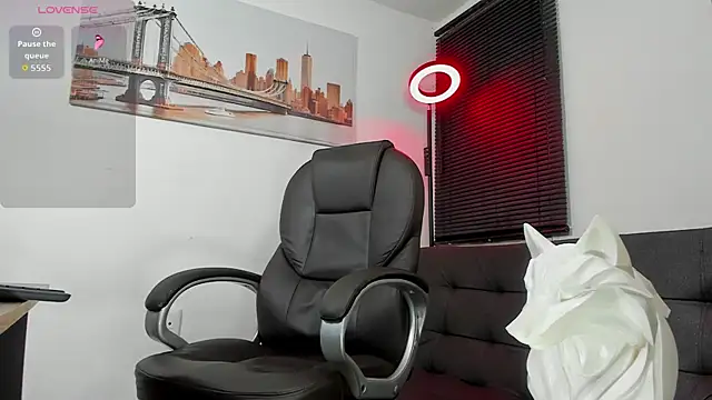 Snapshot of Dash_Bukoski chatting on September 2025 11:44:01 AM Dash Bukoski online show from September 2025 11:44:01 AM