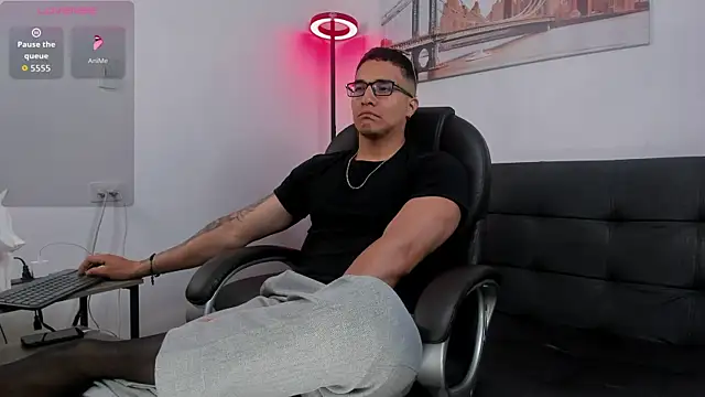 Snapshot of Dash_Bukoski chatting on October 2025 11:20:02 AM Dash Bukoski online show from October 2025 11:20:02 AM