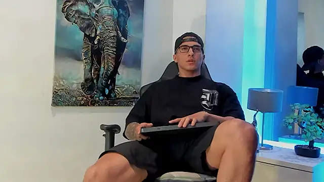 Snapshot of Dash_Bukoski chatting on February 2026 11:38:02 AM Dash Bukoski online show from February 2026 11:38:02 AM