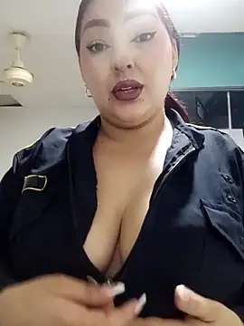 Snapshot of Victoriia-69 chatting on September 2025 01:28:02 AM Victoriia-69 online show from September 2025 01:28:02 AM