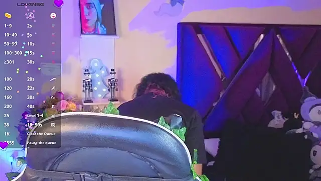 derek greyy  online show from November 2025 07:48:02 PM