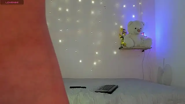 Im letty online show from April 2026 08:39:01 PM