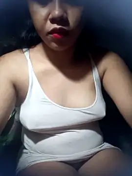 Snapshot of hotmomma8 chatting on October 2025 06:21:01 PM hotmomma8 online show from October 2025 06:21:01 PM