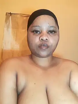 Snapshot of PRINCESSEMELXX93 chatting on September 2025 03:22:01 AM PRINCESSEMELXX93 online show from September 2025 03:22:01 AM