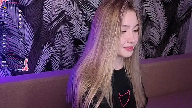 Snapshot of Yuki_Star chatting on October 2025 05:20:02 PM Yuki Star online show from October 2025 05:20:02 PM