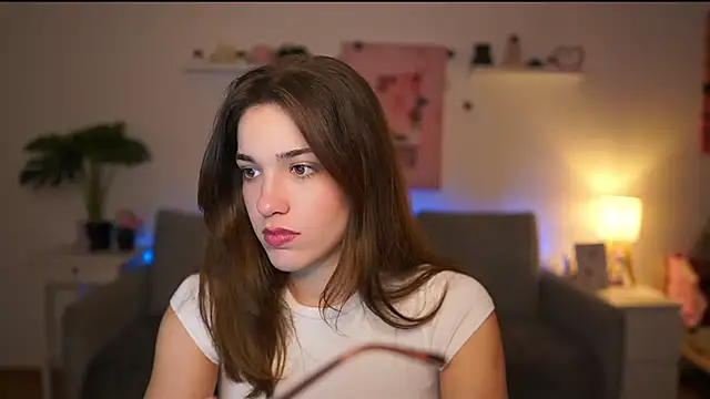 kissie cat online show from February 2026 02:23:02 PM