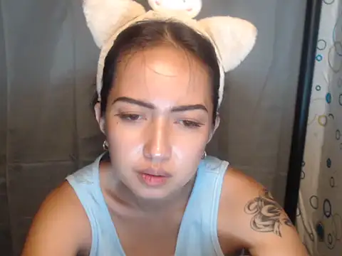 Soft Angel8 online show from May 2026 06:03:01 PM