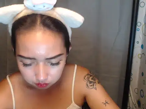 Soft Angel8 online show from May 2026 06:12:02 PM