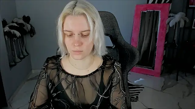 Snapshot of BethanyCloud chatting on February 2026 05:28:01 AM BethanyCloud online show from February 2026 05:28:01 AM