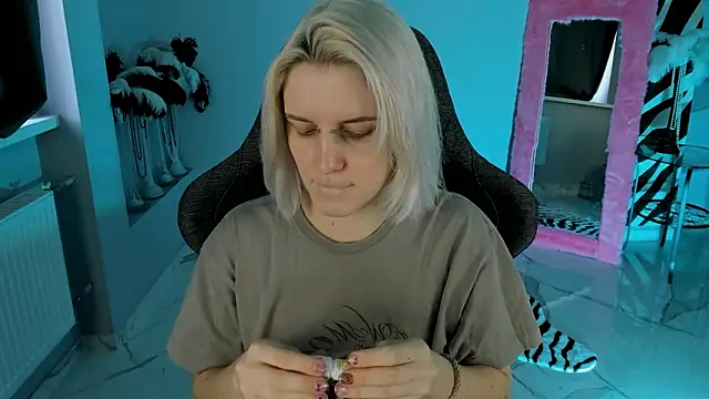 Snapshot of BethanyCloud chatting on February 2026 05:24:01 AM BethanyCloud online show from February 2026 05:24:01 AM