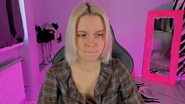 Snapshot of BethanyCloud chatting on February 2026 08:32:01 AM BethanyCloud online show from February 2026 08:32:01 AM