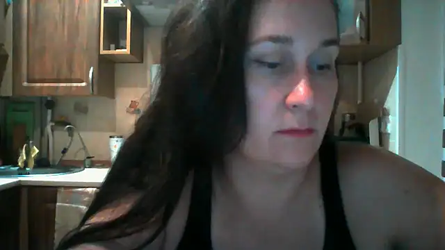 Amandda  online show from September 2025 06:40:01 PM