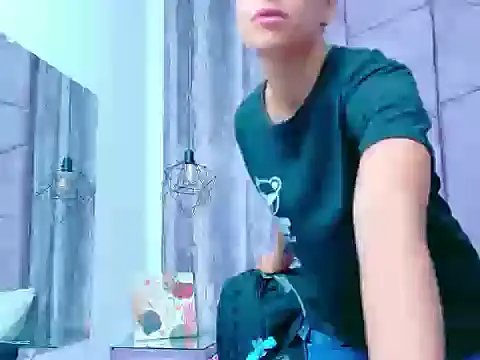 Snapshot of MiaCours chatting on March 2026 11:15:02 AM MiaCours online show from March 2026 11:15:02 AM