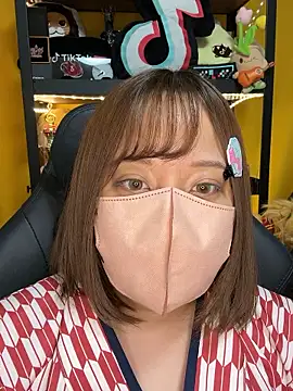 0kanna0 online show from October 2025 03:40:01 PM