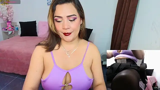 Snapshot of Paulina-Becerraa chatting on March 2026 04:35:01 AM Paulina-Becerraa online show from March 2026 04:35:01 AM