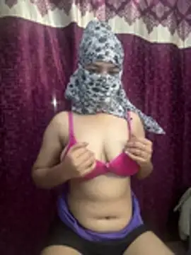 crazy111girl online show from July 2026 06:17:01 PM