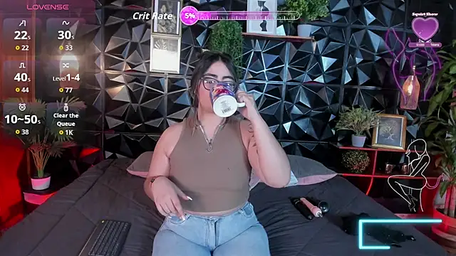 Snapshot of April__foxx chatting on November 2025 02:16:01 PM April foxx online show from November 2025 02:16:01 PM