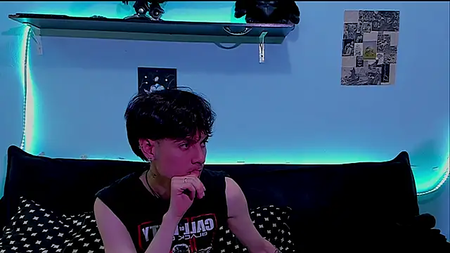 Dioniso guy8 online show from April 2026 10:38:01 PM