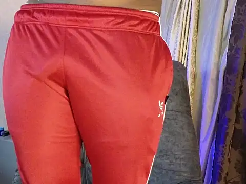 Snapshot of BenjaminCol_ chatting on September 2025 10:42:02 PM BenjaminCol online show from September 2025 10:42:02 PM