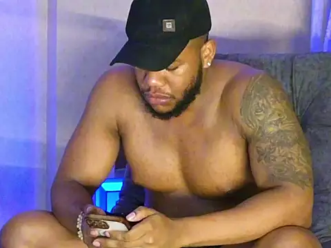 Snapshot of BenjaminCol_ chatting on September 2025 09:46:01 AM BenjaminCol online show from September 2025 09:46:01 AM