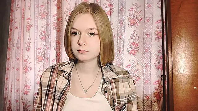 LiaVibes online show from March 2026 07:35:01 AM