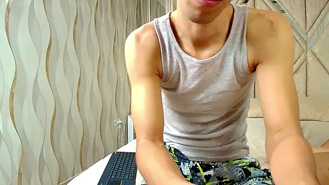 Snapshot of Couplex_xxx chatting on September 2025 01:28:01 AM Couplex xxx online show from September 2025 01:28:01 AM