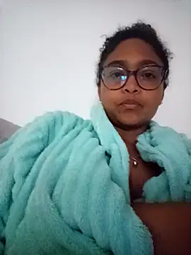 Snapshot of BiiancaEstradaa chatting on September 2025 02:57:02 AM BiiancaEstradaa online show from September 2025 02:57:02 AM