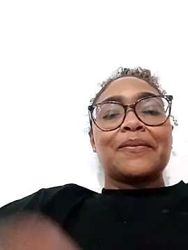 Snapshot of BiiancaEstradaa chatting on March 2026 04:20:01 AM BiiancaEstradaa online show from March 2026 04:20:01 AM