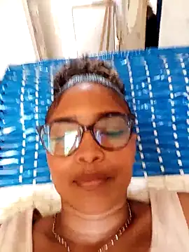 Snapshot of BiiancaEstradaa chatting on March 2026 04:26:01 PM BiiancaEstradaa online show from March 2026 04:26:01 PM