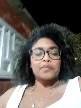 Snapshot of BiiancaEstradaa chatting on March 2026 11:55:02 PM BiiancaEstradaa online show from March 2026 11:55:02 PM