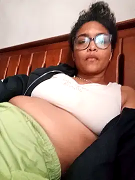 Snapshot of BiiancaEstradaa chatting on March 2026 03:06:02 PM BiiancaEstradaa online show from March 2026 03:06:02 PM