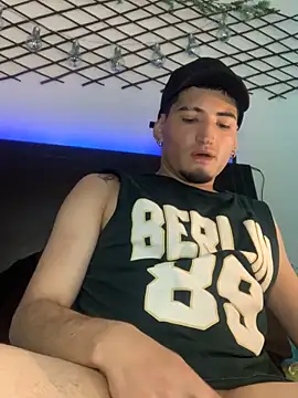 Snapshot of Ian_kai chatting on October 2025 06:50:01 PM Ian kai online show from October 2025 06:50:01 PM