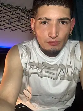 Snapshot of Ian_kai chatting on October 2025 02:22:02 AM Ian kai online show from October 2025 02:22:02 AM