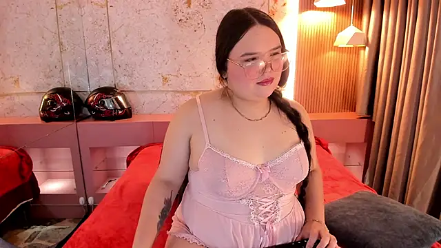 Lushi Love online show from November 2025 10:21:02 PM