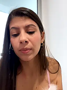 Snapshot of Lenapink19 chatting on October 2025 09:49:02 PM Lenapink19 online show from October 2025 09:49:02 PM