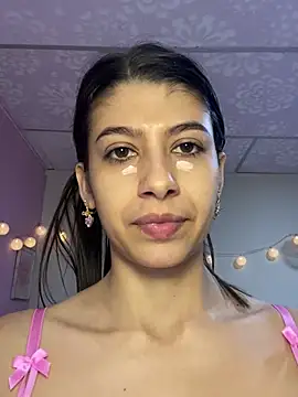 Lenapink19 online show from February 2026 10:36:01 PM