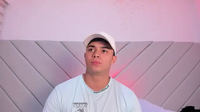 jayd muscle online show from October 2025 04:12:01 AM