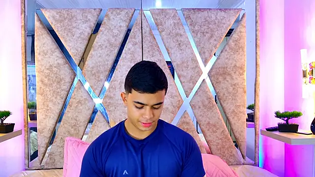 jayd muscle online show from December 2025 04:51:01 AM