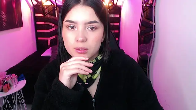 Natalie loffreda online show from April 2026 08:07:01 PM