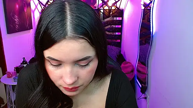 Snapshot of Natalie_loffreda chatting on June 2026 08:22:01 PM Natalie loffreda online show from June 2026 08:22:01 PM