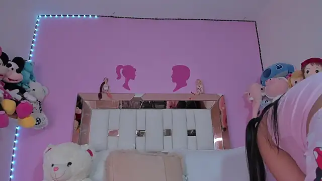 Emmy Rivas online show from September 2025 10:42:01 PM