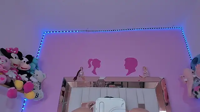 Emmy Rivas online show from September 2025 08:54:01 PM