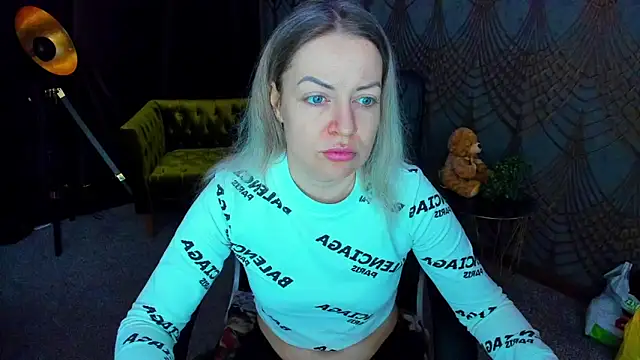 Anna Snows online show from March 2026 06:19:02 AM