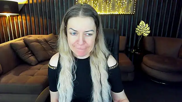 Anna Snows online show from May 2026 05:27:02 AM