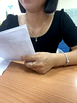 Snapshot of -NhaKy22 chatting on September 2025 01:05:02 AM -NhaKy22 online show from September 2025 01:05:02 AM