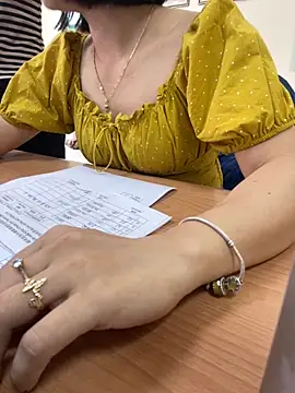 Snapshot of -NhaKy22 chatting on September 2025 12:55:01 AM -NhaKy22 online show from September 2025 12:55:01 AM