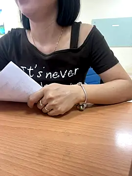 Snapshot of -NhaKy22 chatting on September 2025 01:09:01 AM -NhaKy22 online show from September 2025 01:09:01 AM