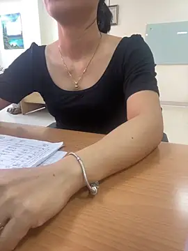 Snapshot of -NhaKy22 chatting on October 2025 02:31:02 AM -NhaKy22 online show from October 2025 02:31:02 AM